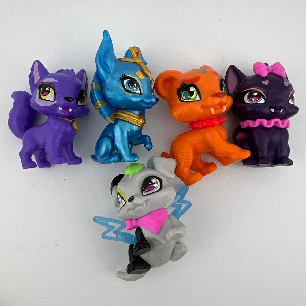 Monster High G3 Pet Figures Lot of 5 Crescent Tut Sweet Fangs Watzie